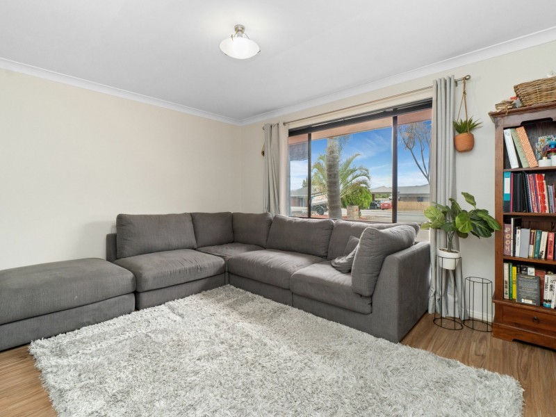 53 Wittenoom Road, High Wycombe WA 6057