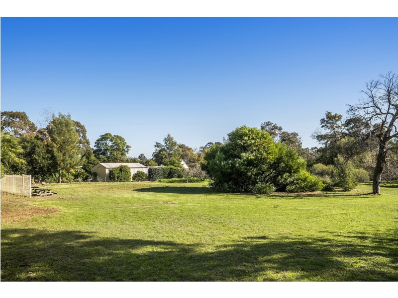 65 Ridgehill Road, Maida Vale WA 6057