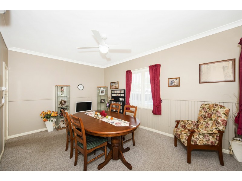 86 Lesmurdie Road, Lesmurdie WA 6076