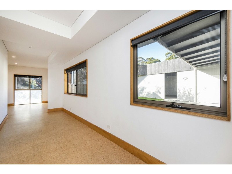 16A White Road, Kalamunda WA 6076