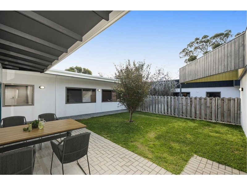 16A White Road, Kalamunda WA 6076