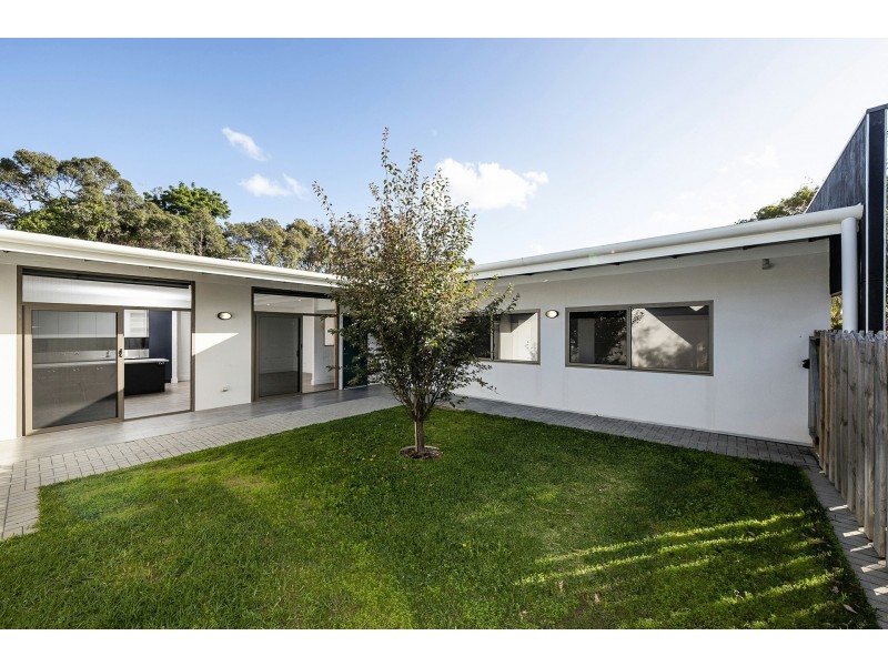 16A White Road, Kalamunda WA 6076