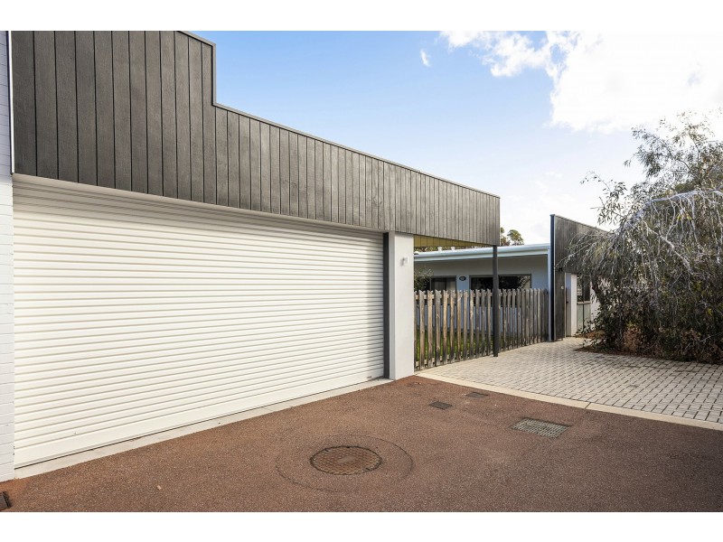 16A White Road, Kalamunda WA 6076