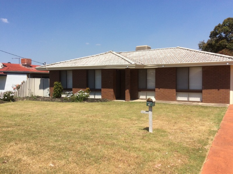 5 Marden Road, Thornlie WA 6108