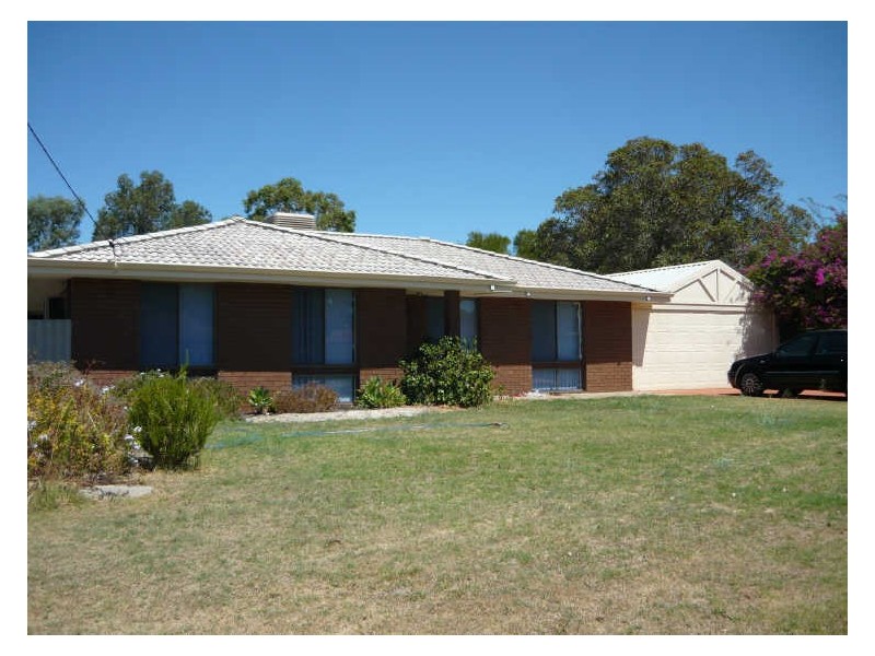 5 Marden Road, Thornlie WA 6108