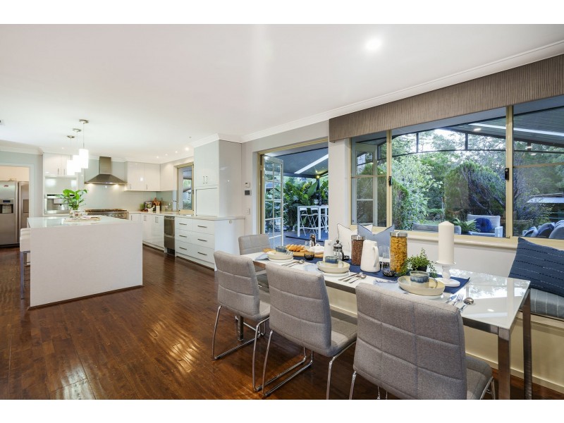 16 Connor Road, Lesmurdie WA 6076