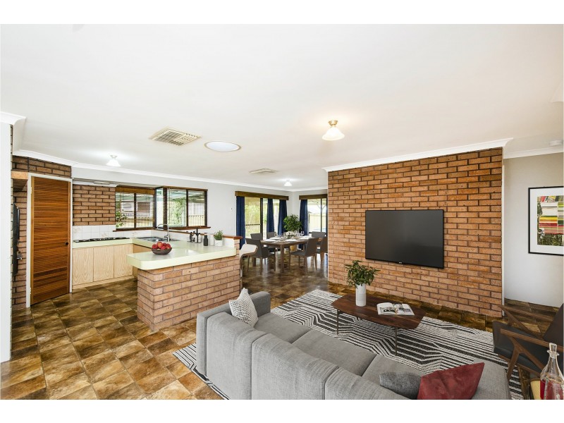 100 David Street, Maida Vale WA 6057