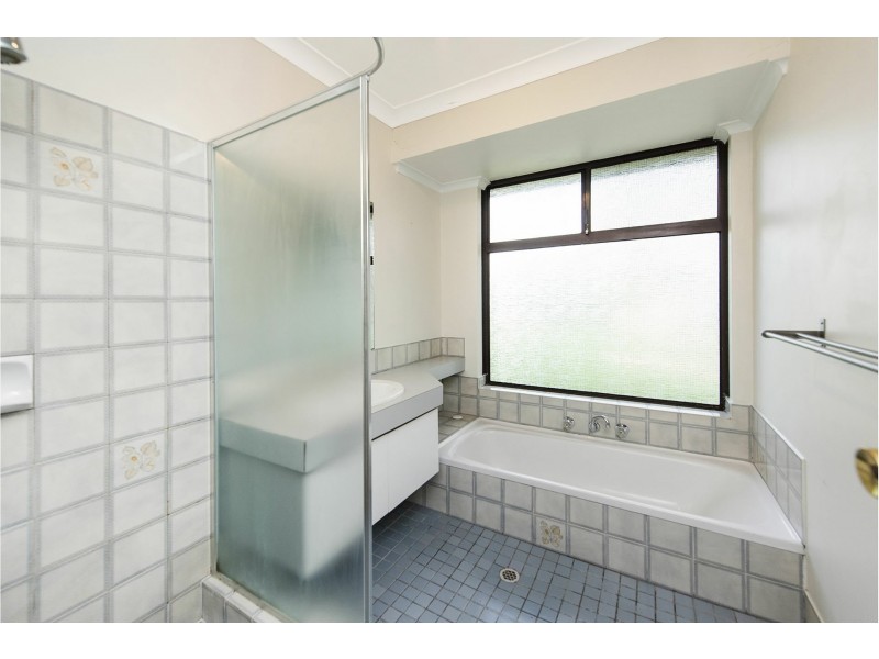 100 David Street, Maida Vale WA 6057