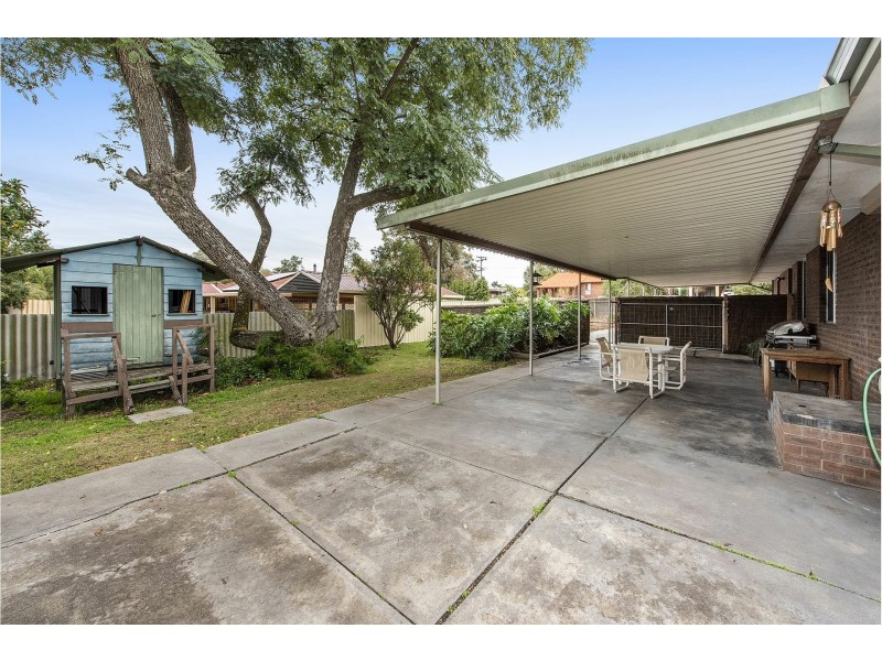 26 Shield Road, Lesmurdie WA 6076
