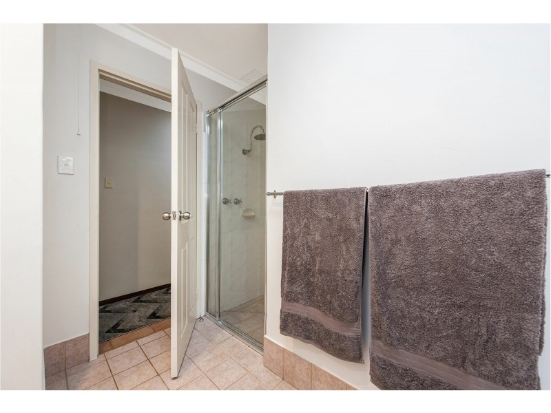 26 Shield Road, Lesmurdie WA 6076