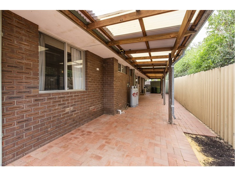 26 Shield Road, Lesmurdie WA 6076