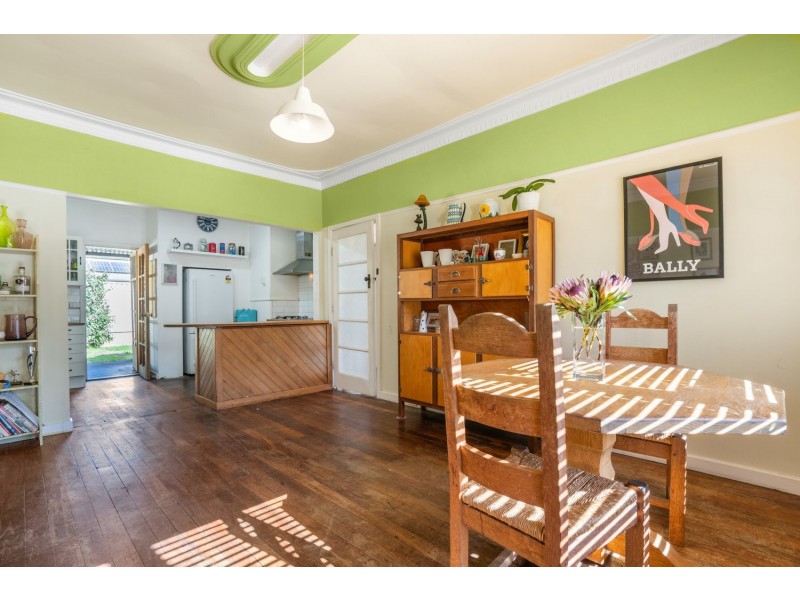 33 Urch Road, Kalamunda WA 6076