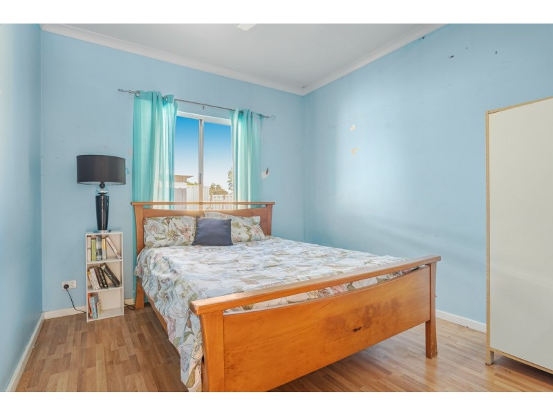 33 Urch Road, Kalamunda WA 6076