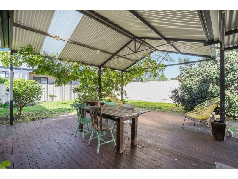 33 Urch Road, Kalamunda WA 6076