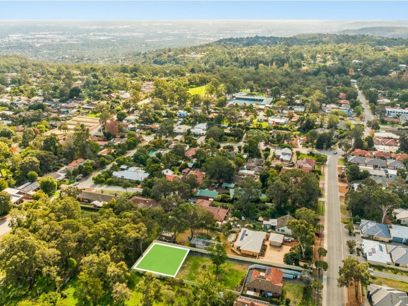 40B Boonooloo Road, Kalamunda WA 6076