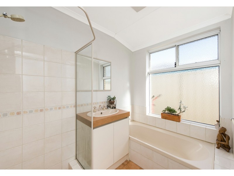 2 Dirphia Place, High Wycombe WA 6057