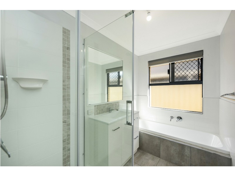 7 Heroic Lane, Wattle Grove WA 6107