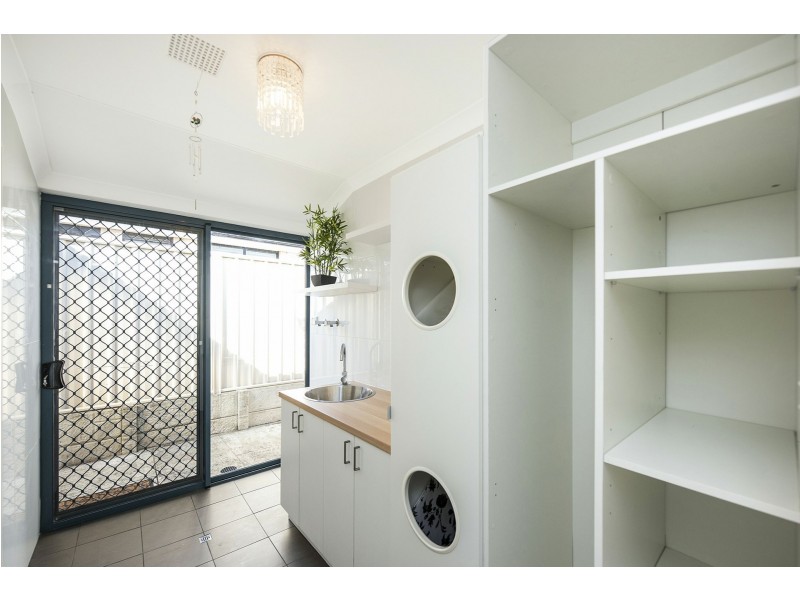 9 Lambertia Crescent, High Wycombe WA 6057