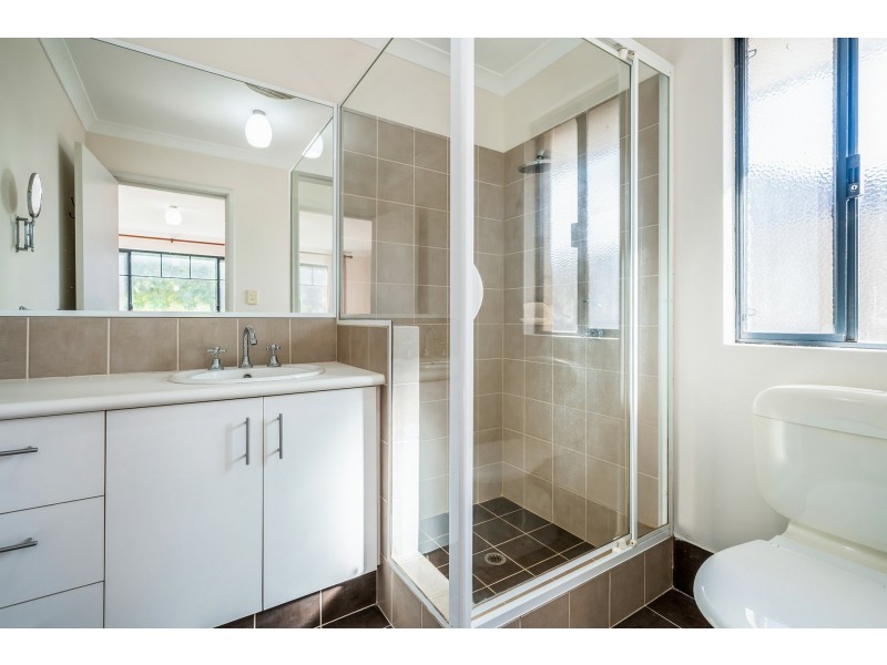 274 Adelaide Street, High Wycombe WA 6057