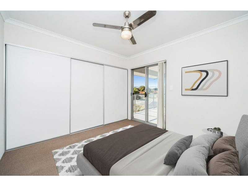 4/165 Maida Vale Road, High Wycombe WA 6057