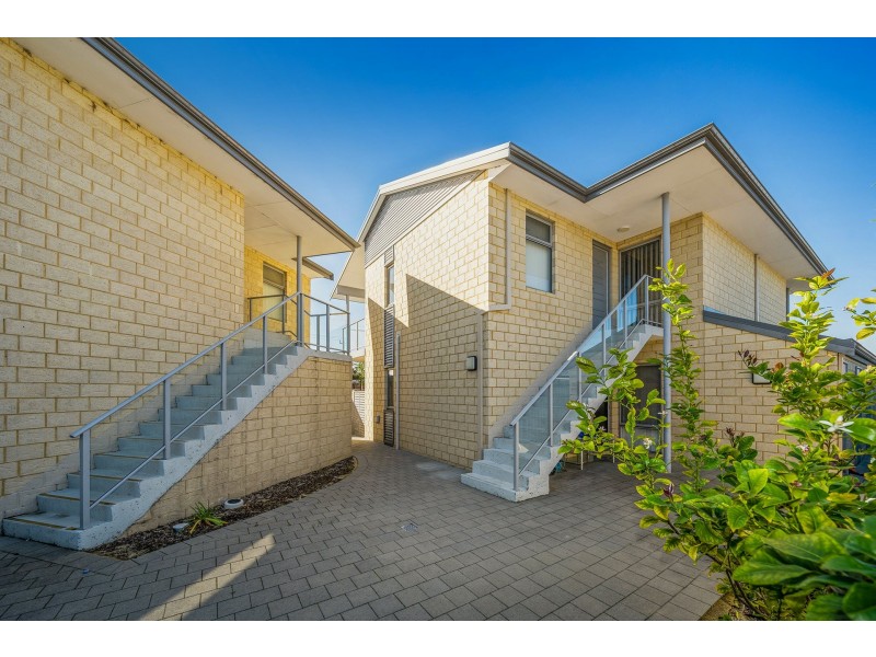 4/165 Maida Vale Road, High Wycombe WA 6057