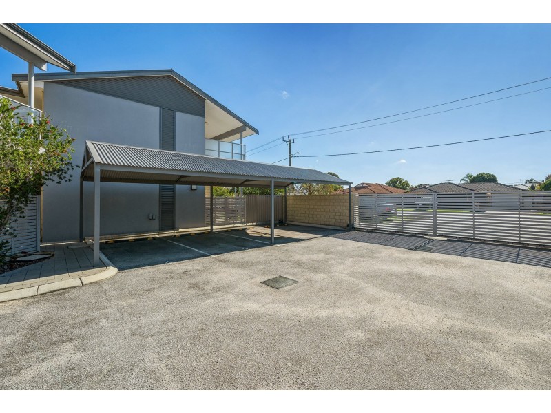 4/165 Maida Vale Road, High Wycombe WA 6057