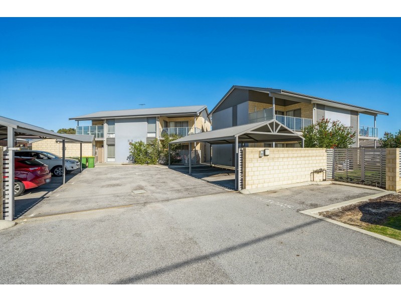 4/165 Maida Vale Road, High Wycombe WA 6057