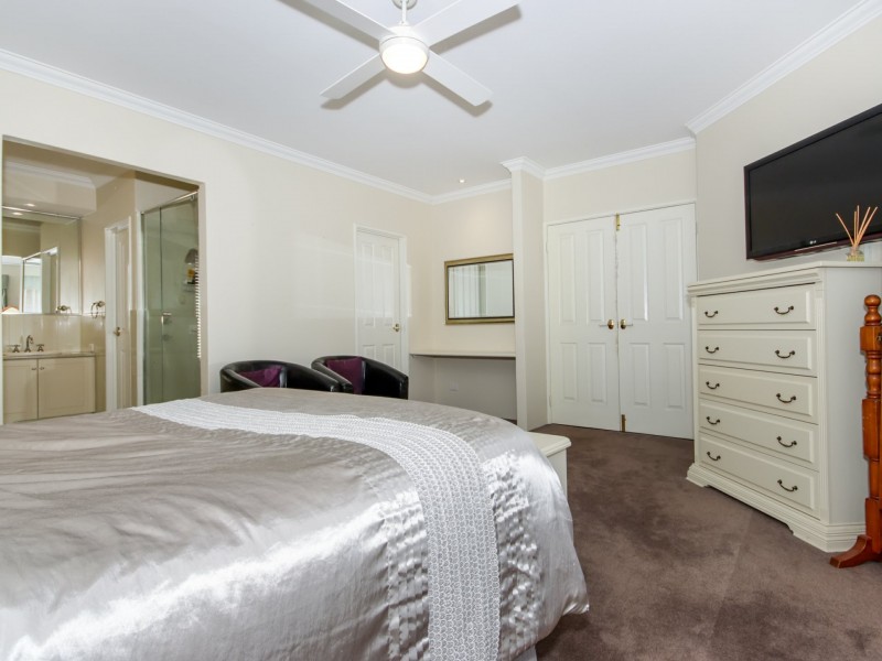 43 Grove Road, Walliston WA 6076