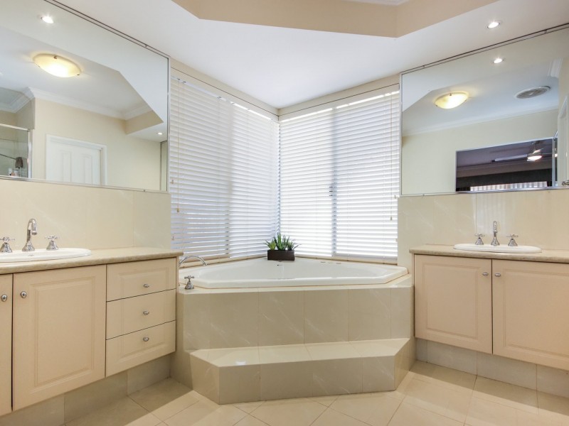 43 Grove Road, Walliston WA 6076