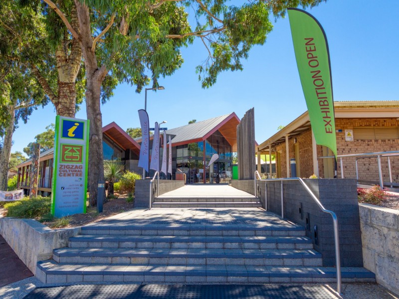 26 Boonooloo Road, Kalamunda WA 6076