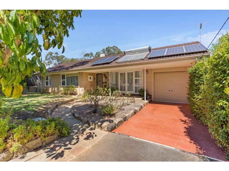 6 Pauline Avenue, Kalamunda WA 6076