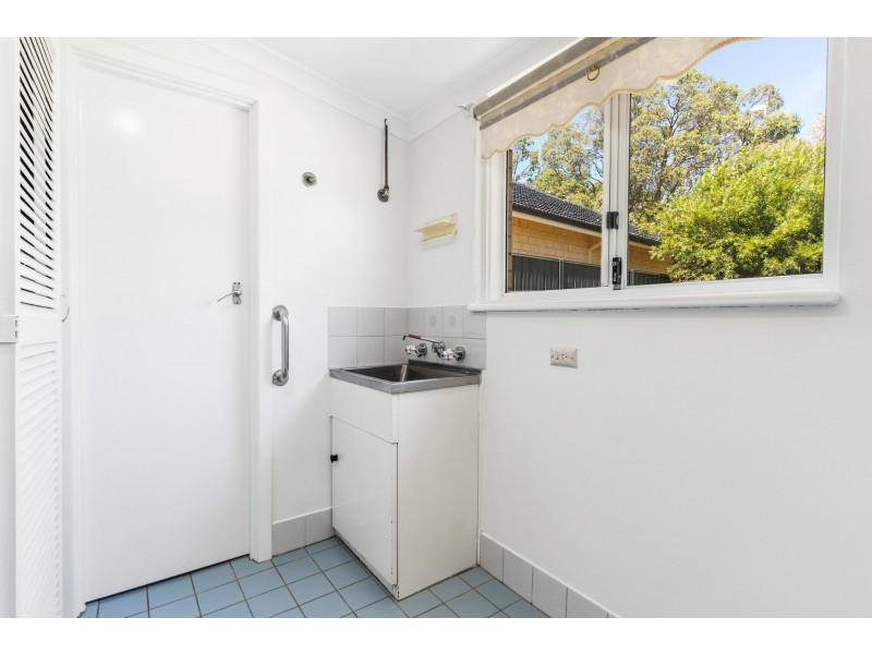 6 Pauline Avenue, Kalamunda WA 6076