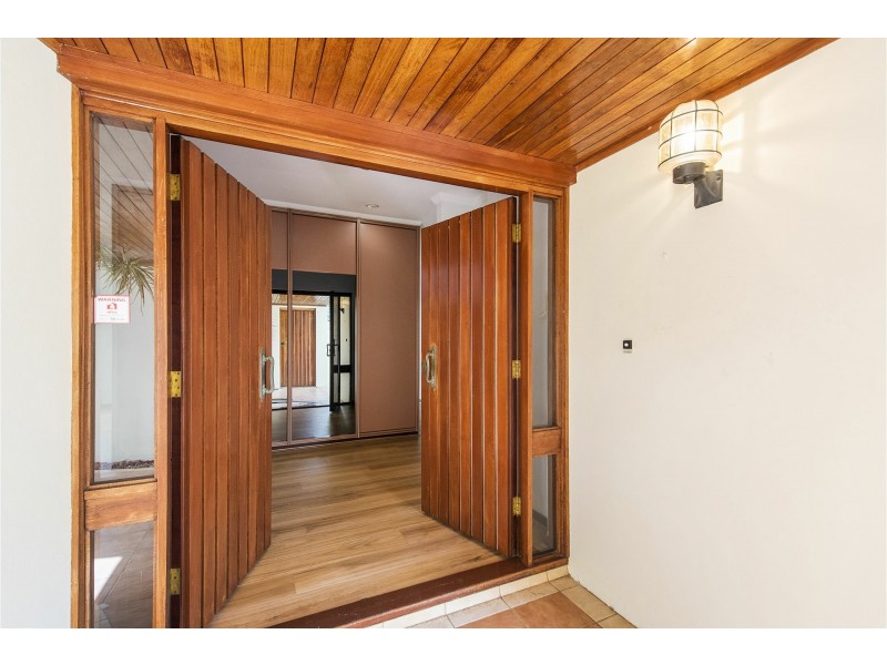 411 Lesmurdie Road, Lesmurdie WA 6076