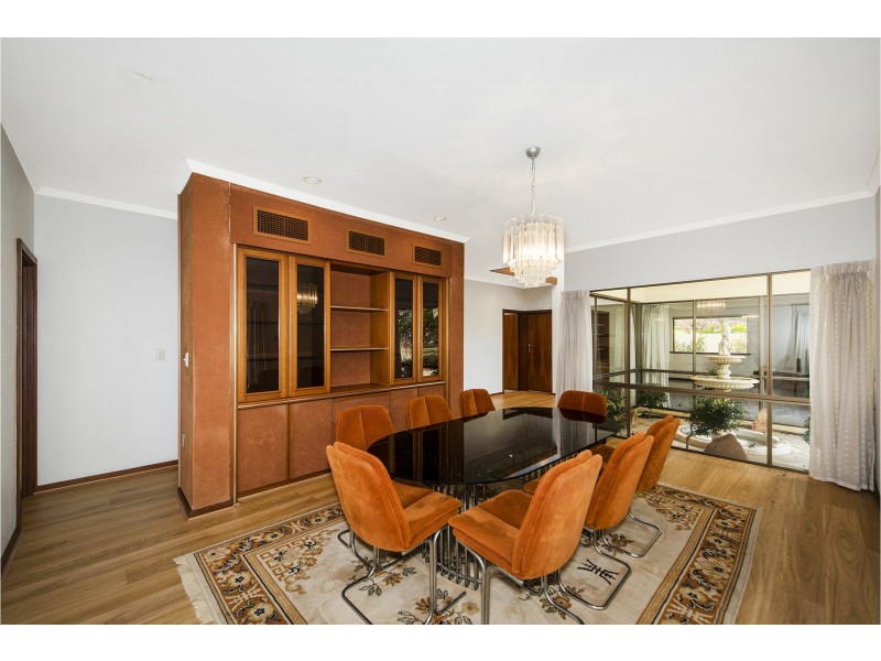 411 Lesmurdie Road, Lesmurdie WA 6076