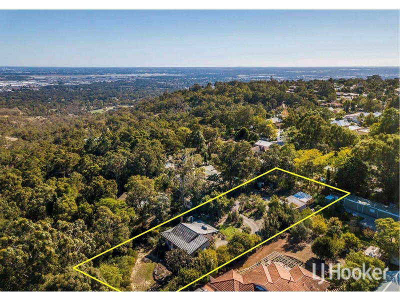 74 Traylen Road, Kalamunda WA 6076