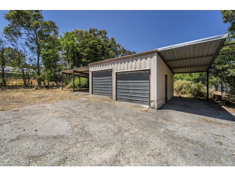 74 Traylen Road, Kalamunda WA 6076