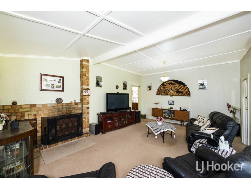 74 Traylen Road, Kalamunda WA 6076