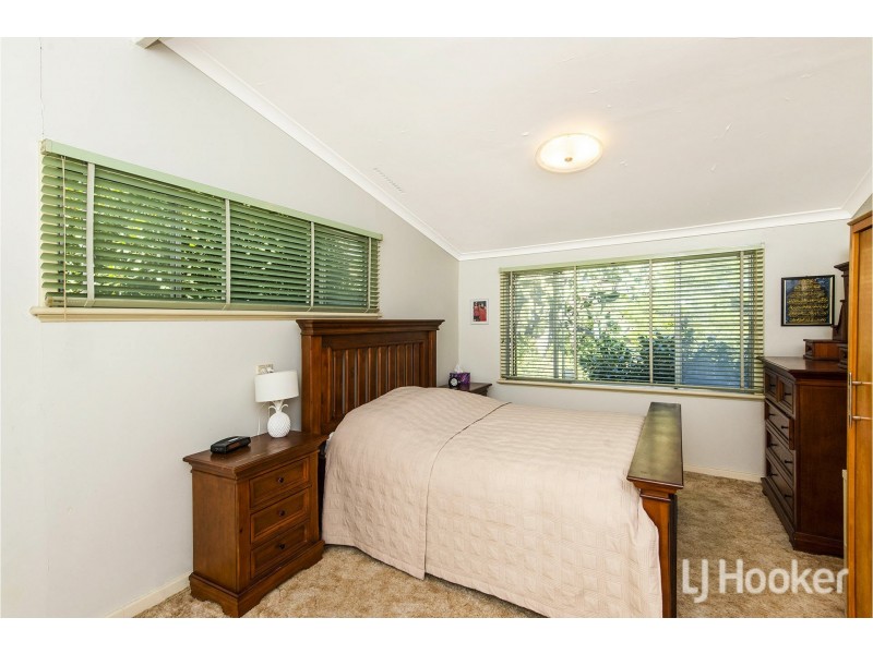 74 Traylen Road, Kalamunda WA 6076