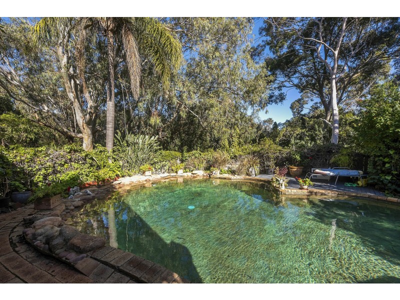 11 Taylor Road, Kalamunda WA 6076