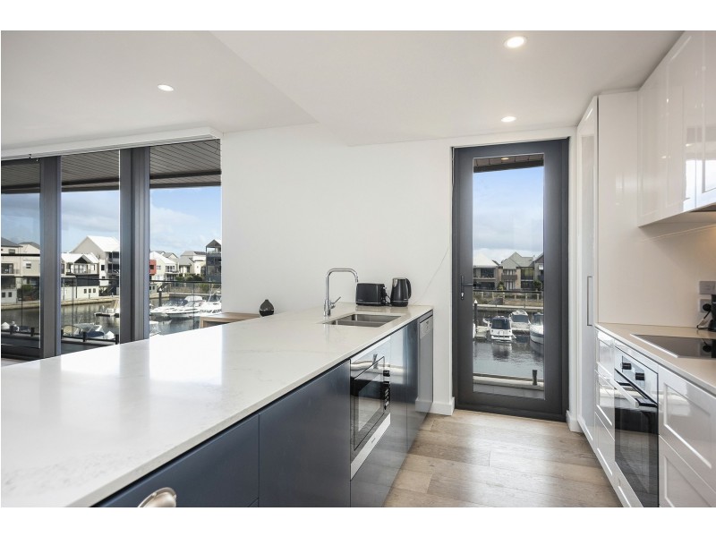 Apartment 20/16 Marina Drive, Ascot WA 6104