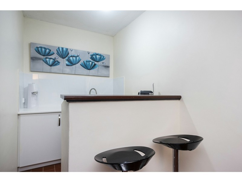 16 Hope Crescent, Lesmurdie WA 6076