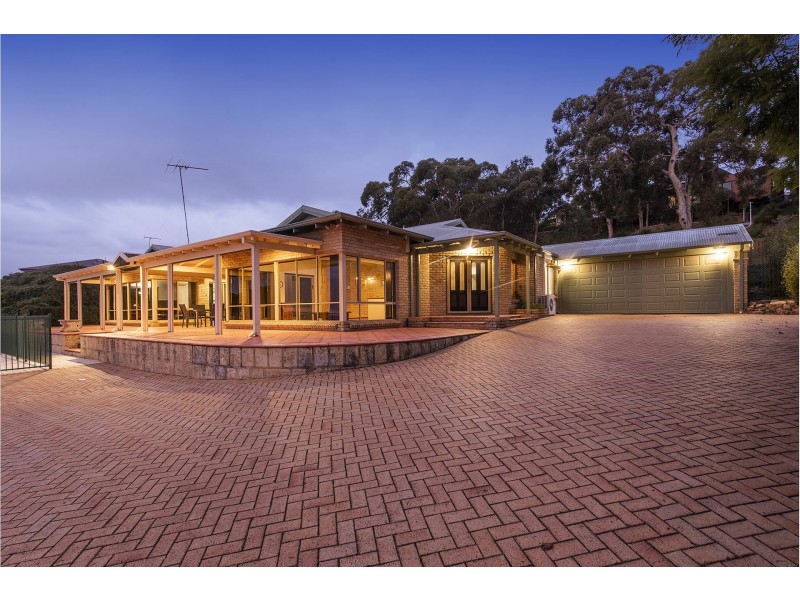 48 Prospect Crescent, Kalamunda WA 6076