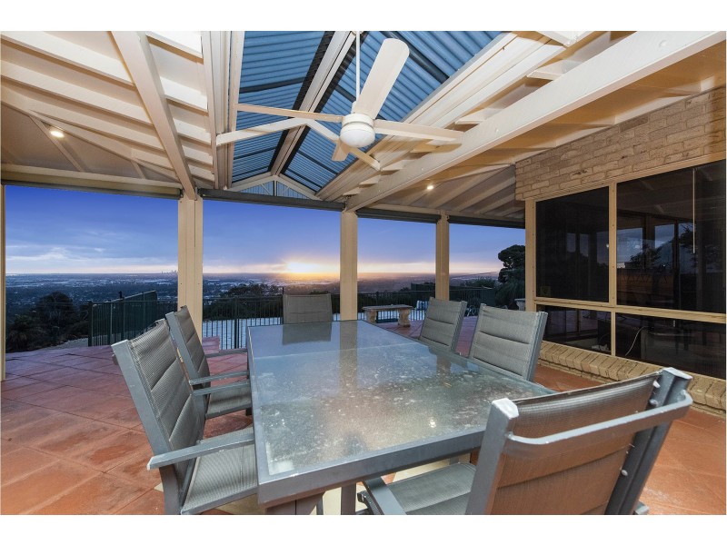 48 Prospect Crescent, Kalamunda WA 6076