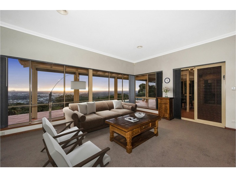 48 Prospect Crescent, Kalamunda WA 6076