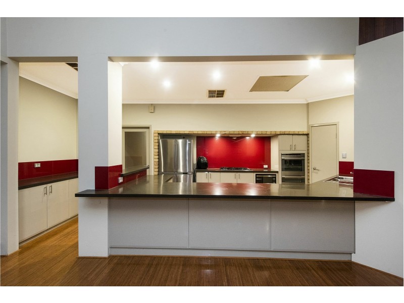 48 Prospect Crescent, Kalamunda WA 6076