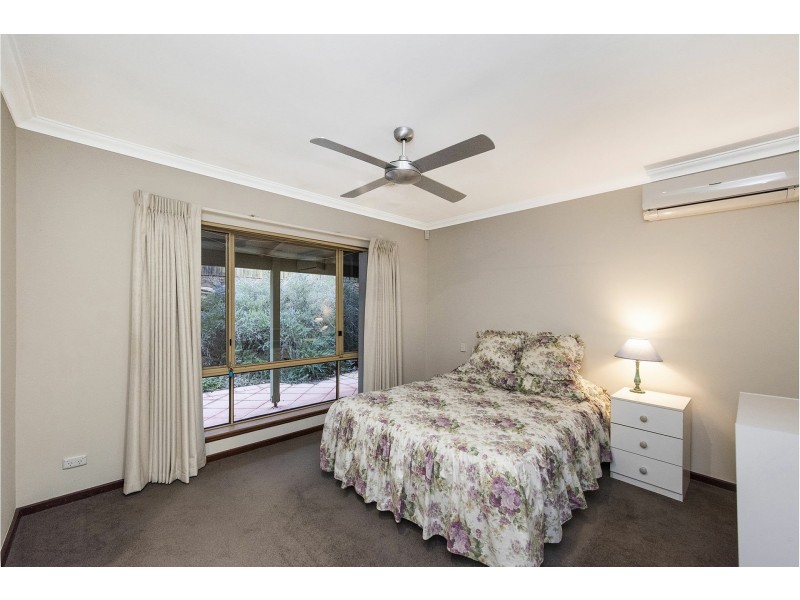 48 Prospect Crescent, Kalamunda WA 6076