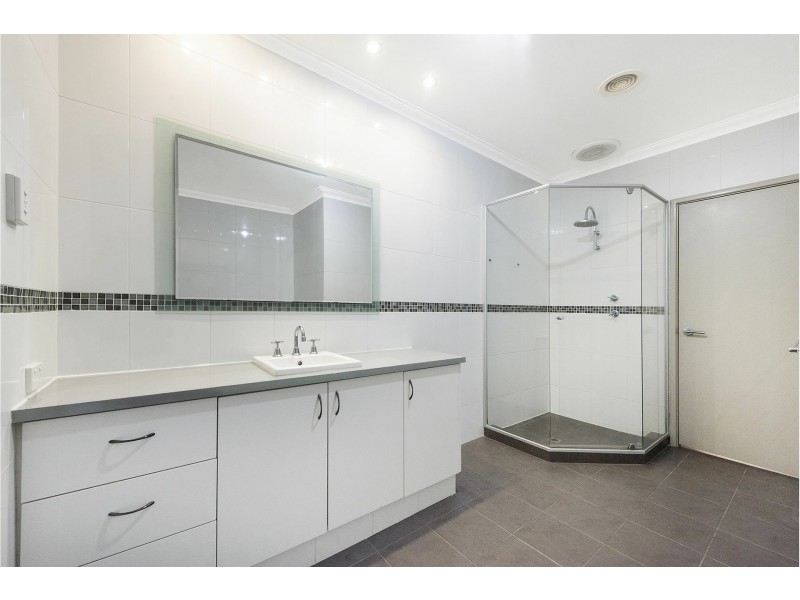 48 Prospect Crescent, Kalamunda WA 6076