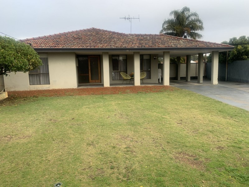 3 Ind Street, Lesmurdie WA 6076