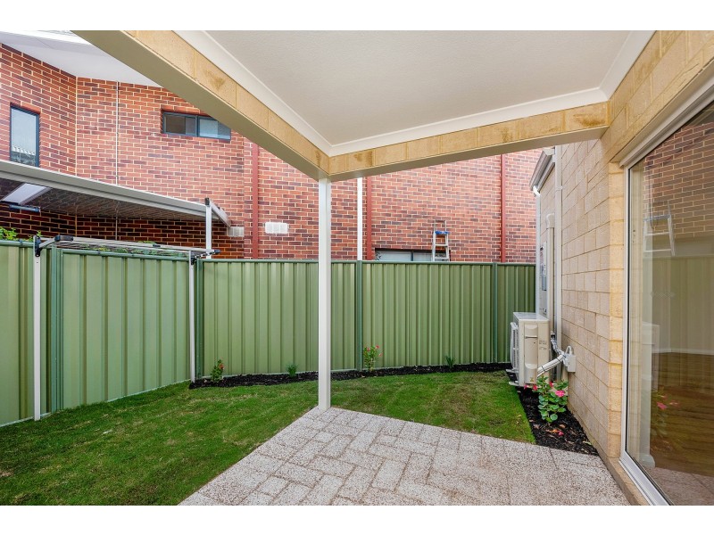 17 Eighth Avenue, Bassendean WA 6054