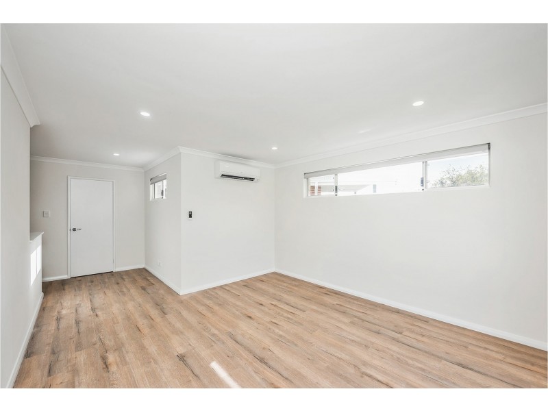 17 Eighth Avenue, Bassendean WA 6054